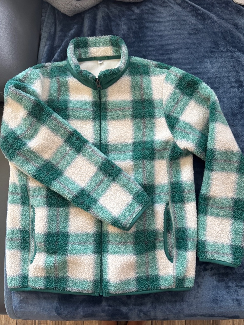 Uniqlo Green & Cream Plaid Sherpa Zip Jacket